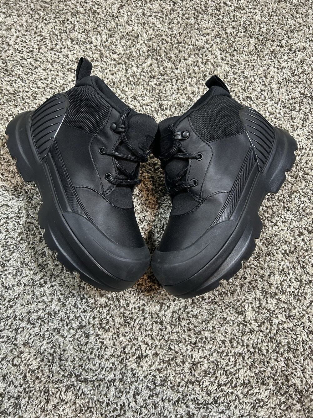 UGG Neumel Boots Waterproof Lace Up Bootie Black Size 6 NEW